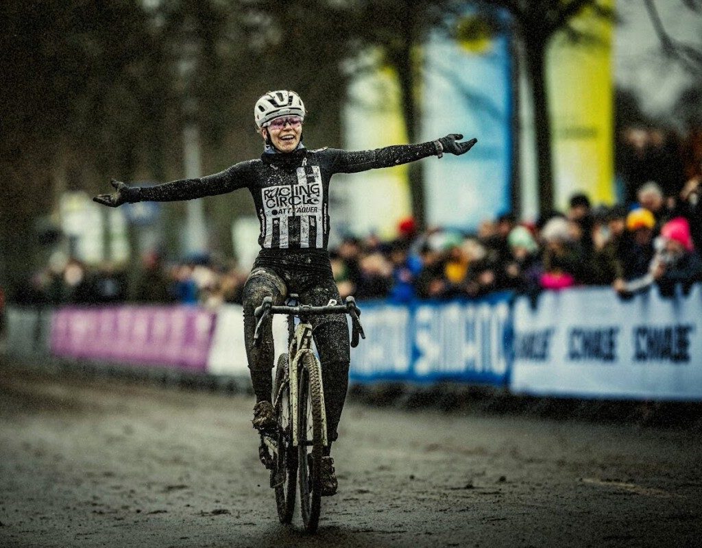 12470_DM_26_Z09_7247-Exposure