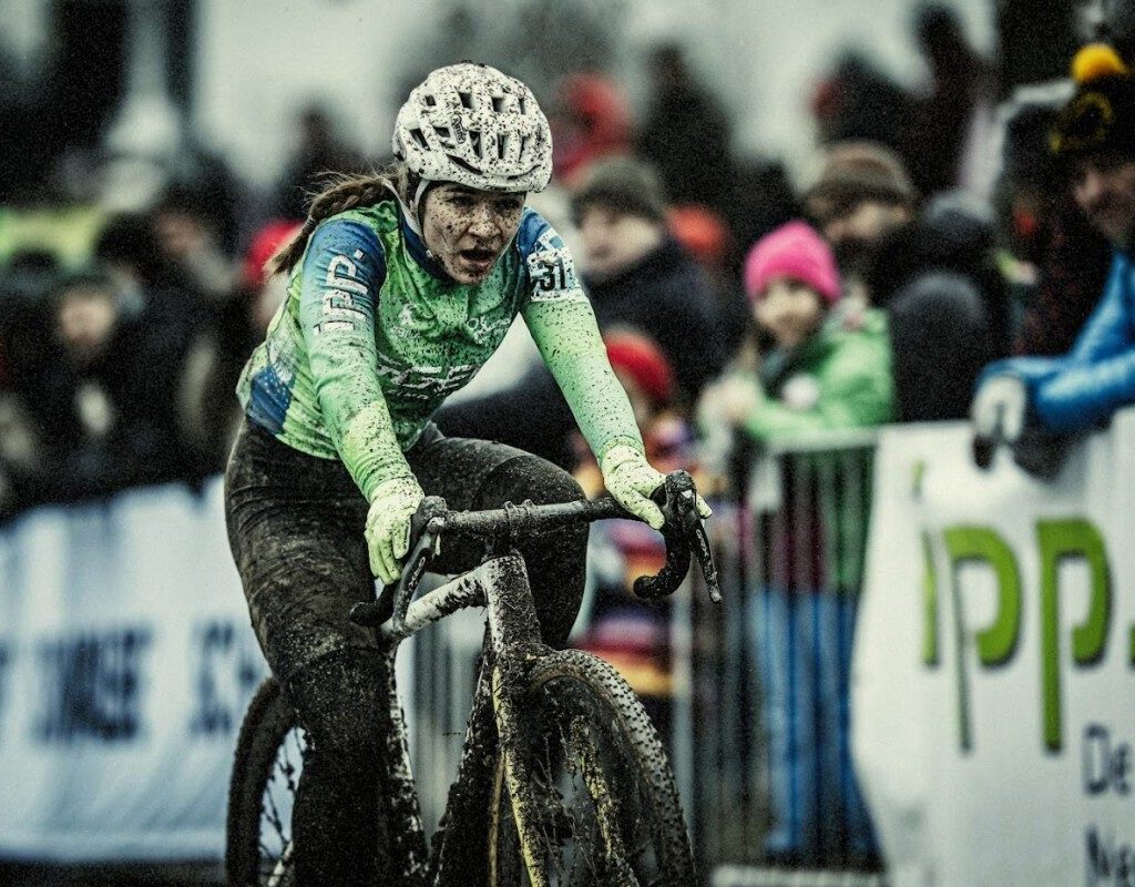 12537_DM_26_Z09_7299-Exposure